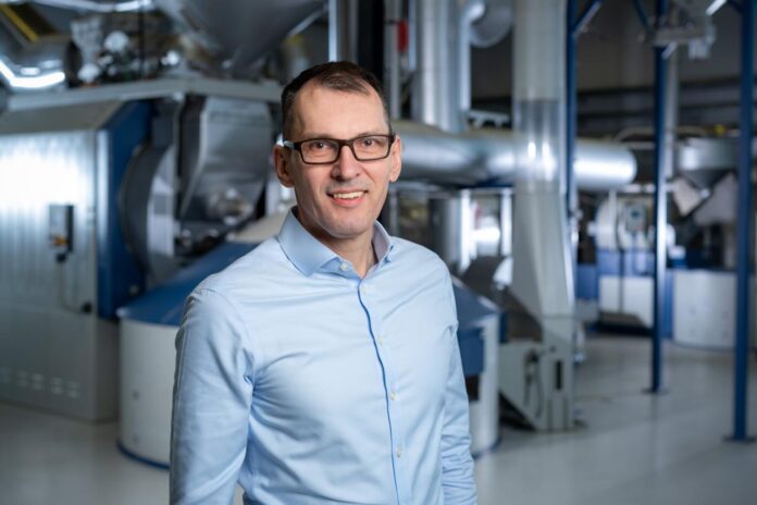 Metallarbeitgeber weisen Fünf-Prozent-Forderung zurück